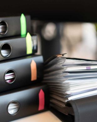 Obținerea autorizațiilor și avizelor necesare